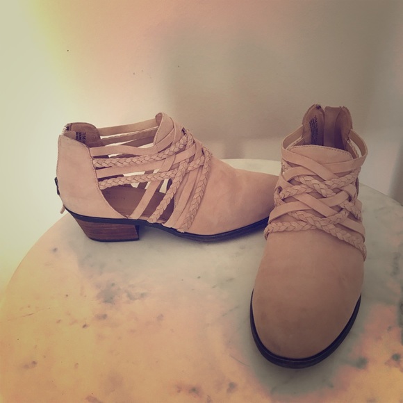 caslon braided bootie